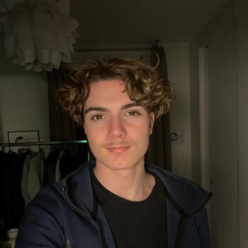 Babysitter in Paris: Gabriel