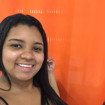 Babá São José dos Campos: Erika