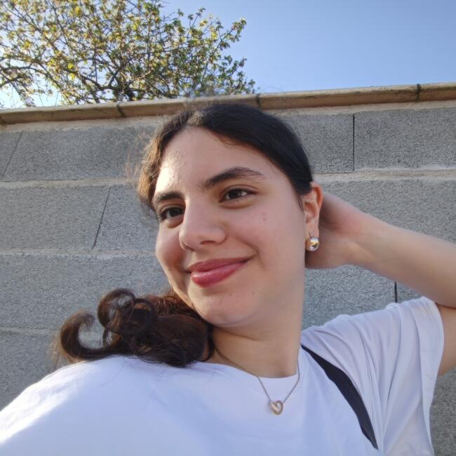 Babysitter in Limoux: Maryam