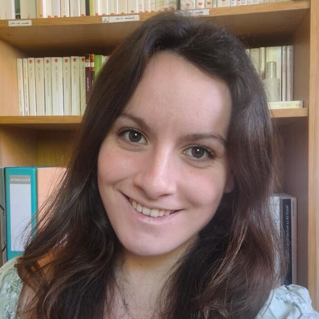 Babysitter in Colombes: Laura