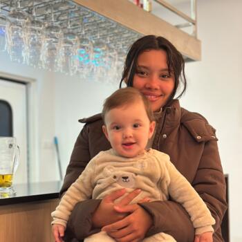 Babysitting job in Torrent: babysitting job Luisa fernanda