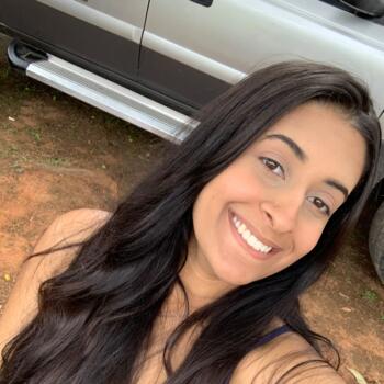 Babá em Juiz de Fora: Tayná