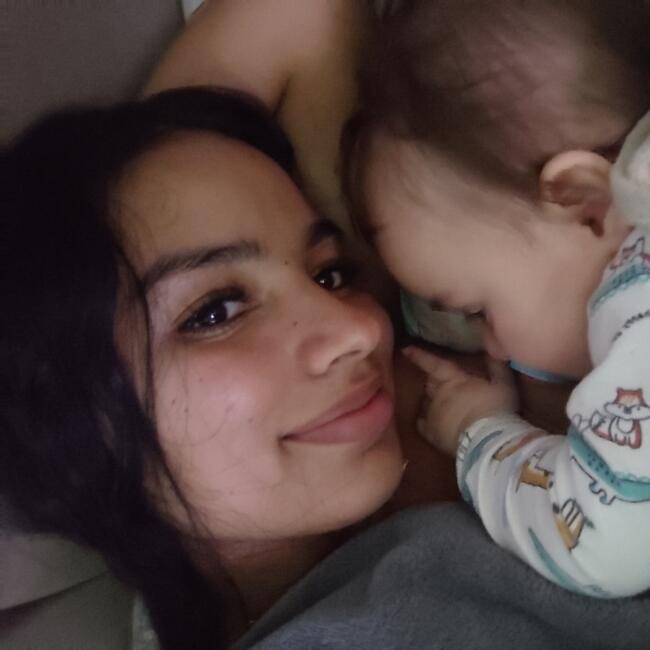 Babá em Itajaí: Francine