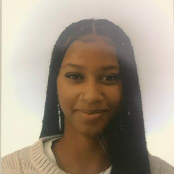 Babysitter Viseu: Sara