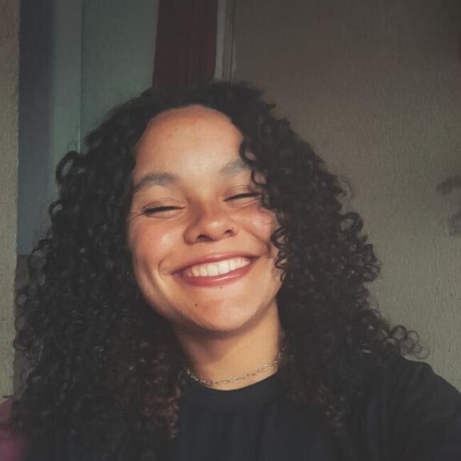 Babá em Nísia Floresta: Leticia Silva Tavares 