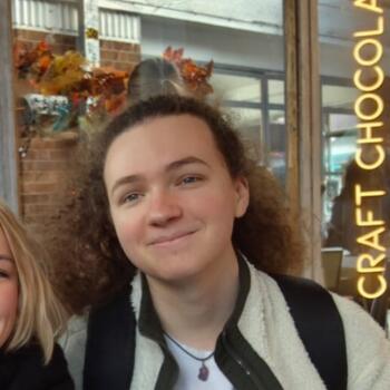 Babysitter in Nottingham: Andrea