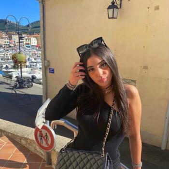 Baby-sitter in Marseille: Lena
