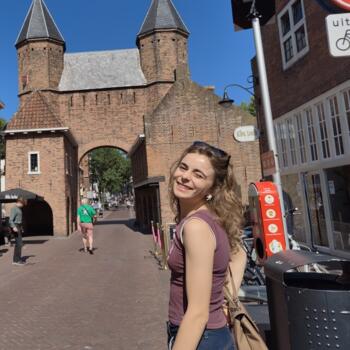 Babysitter in Lommel: Teresa
