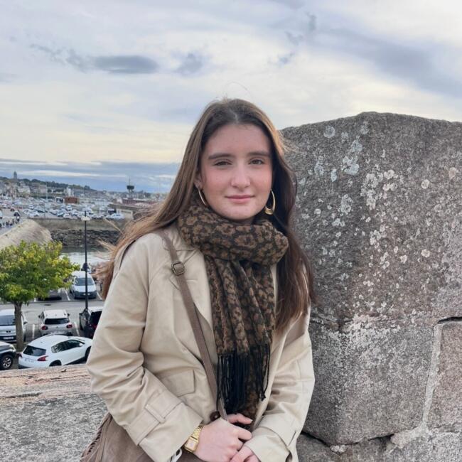 Babysitter in Cesson-Sévigné: Maelle