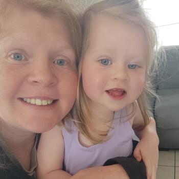 Babysitting job in Langemark: babysitting job Irisa