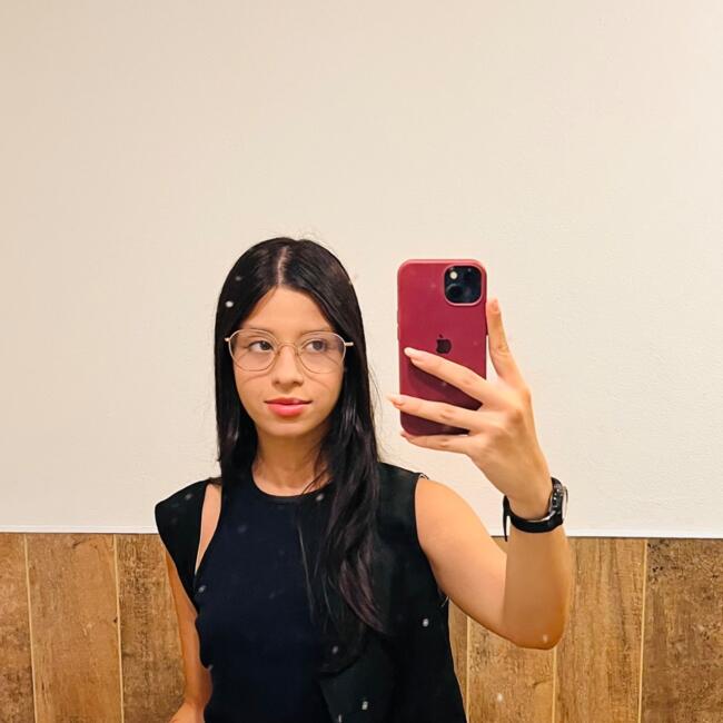 Babysitter in Pilar: Isabella