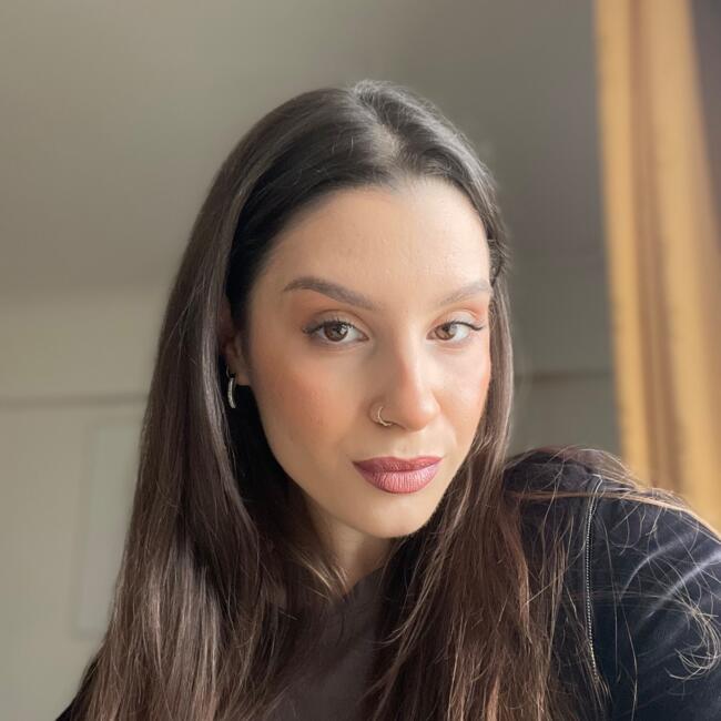 Babysitter στην περιοχή Μαρκόπουλο Μεσογαίας: Ανδριάνα