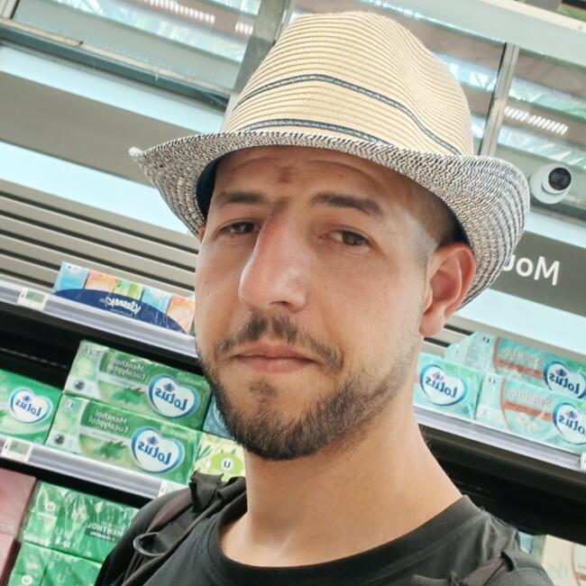 Nounou à Paris: Kamel