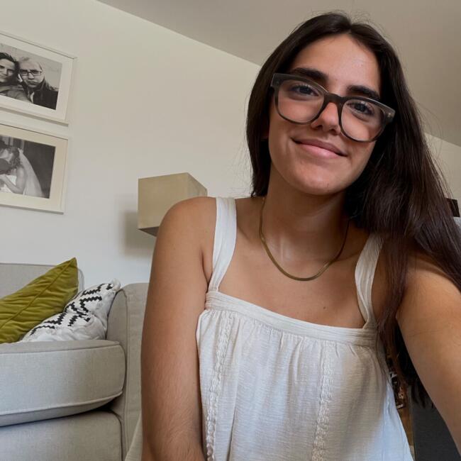 Babysitter em Oeiras: Rita