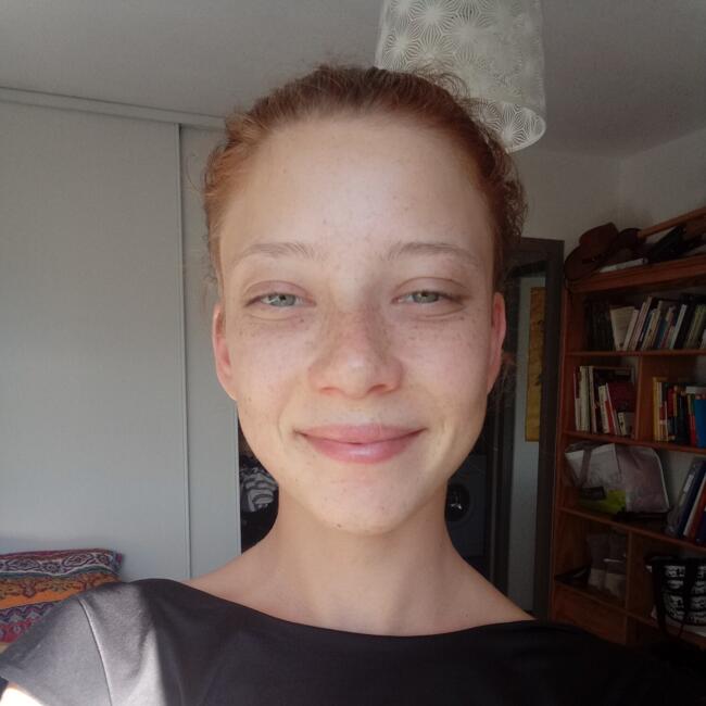 Babysitter in Fontenay-sous-Bois: Léda