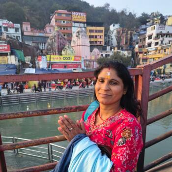 Babysitter in Ghaziabad: Seeta