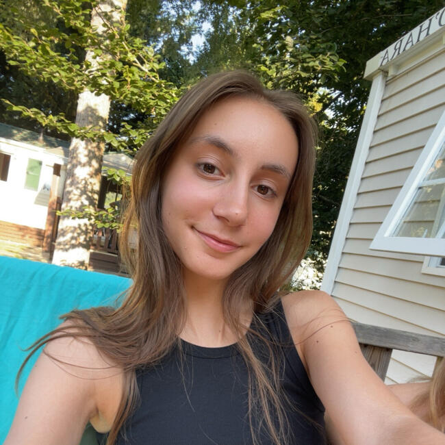 Babysitter in Paris: Livia