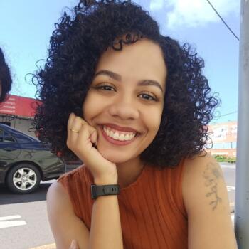 Babá Londrina: Fabiana