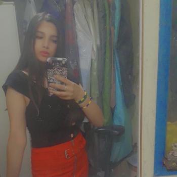 Niñera Berazategui: Mely