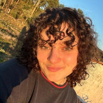 Babysitter in Clermont-Ferrand: Leticia