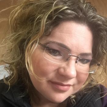 Família Inglewood: Trabalho de babysitting Eniko