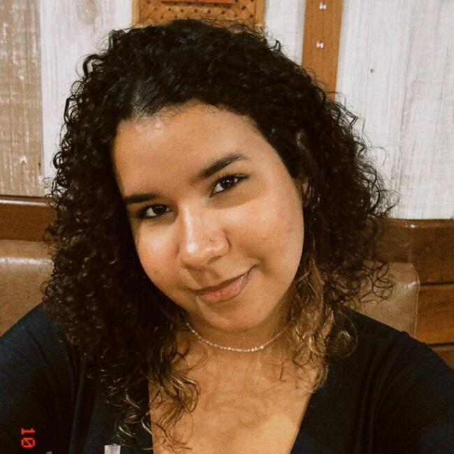 Babysitter in Vila Velha: Ana Júlia