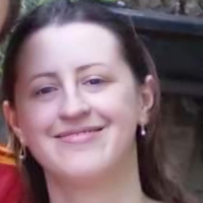 Babysitter in Locarno: Elizandra