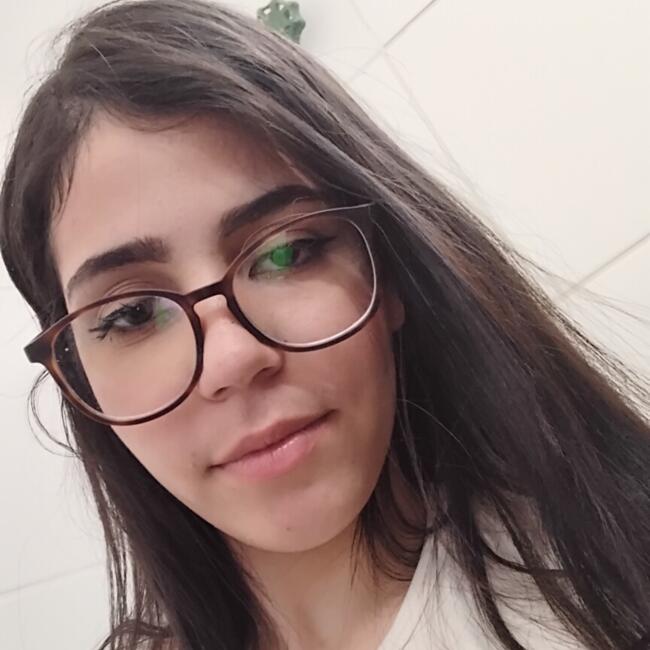 Babá em Guarapari: Cecília