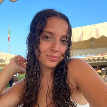 Babysitter in London: Francesca