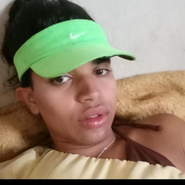 Babysitting job in Caldas Novas: Feçe de oliveira