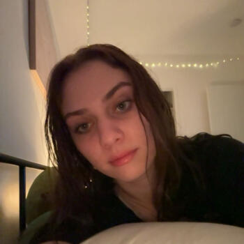 Babysitter in Brisbane: Caitlan