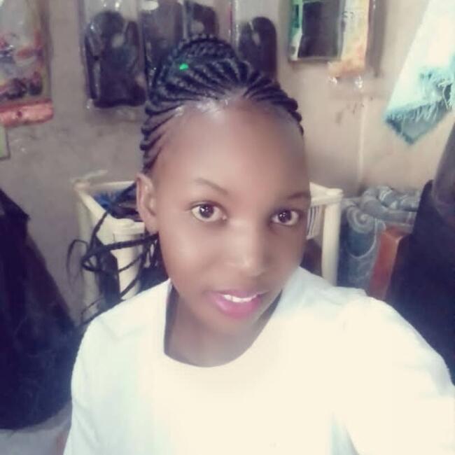 مربية أطفال في دبي: Marion