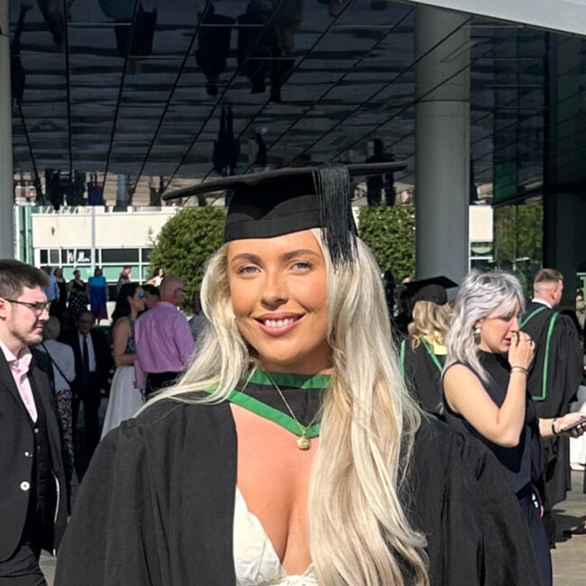 Nanny in Perth: Leona