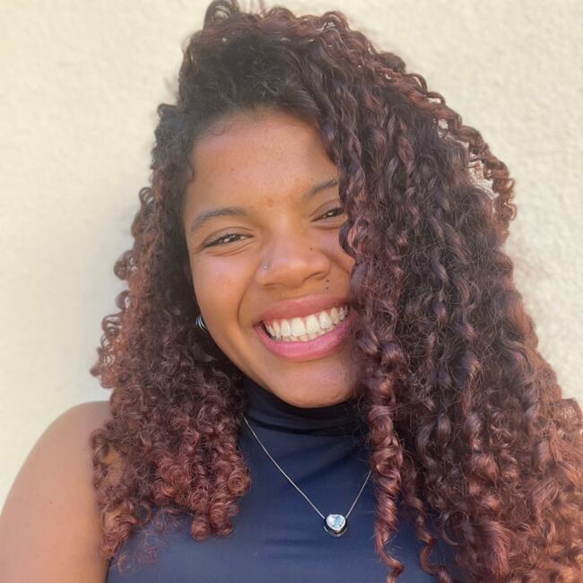 Babysitter in São Domingos de Rana: Ruth