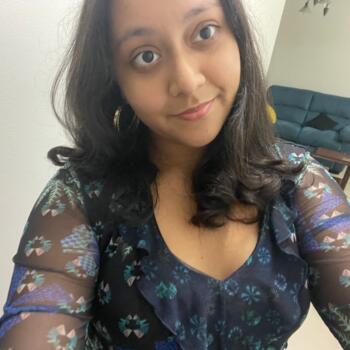 Niñera en Singapur: Saina