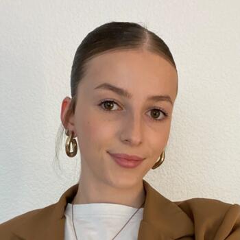 Niñera en Burdeos: Neilyne