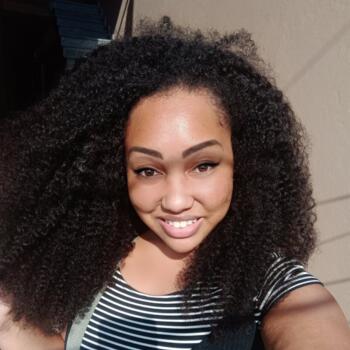 Babysitter São Paulo (São Paulo): Larissa