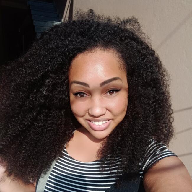 Babysitter in São Paulo (São Paulo): Larissa