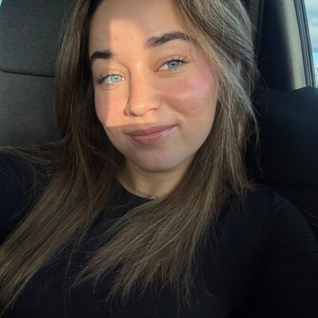 Babysitter in Costa da Caparica: Julia