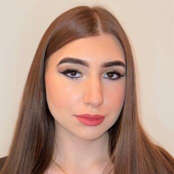 Babysitter Québec: Alina