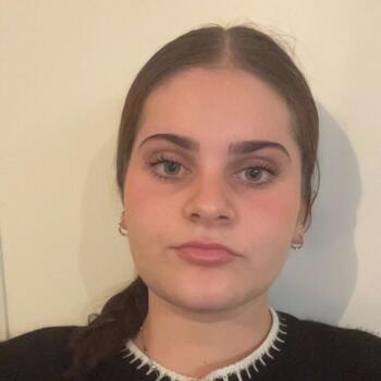 Babysitter in Limoux: Lucie
