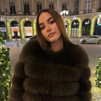 Babysitter in Bagnolet: Amira