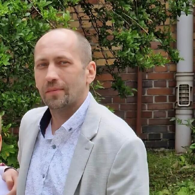 Praca dla opiekunki do dziecka w Nowa Sól: Piotr
