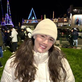 Babysitter in Dublin: Isabela Cortez