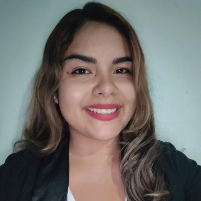 Babysitter in Panamá: Larissa
