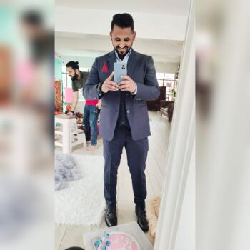 Babysitting job in Pimpri-Chinchwad: babysitting job Rakesh