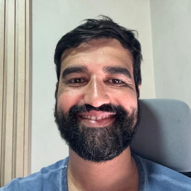 Emprego de babá em Maringá: Allan