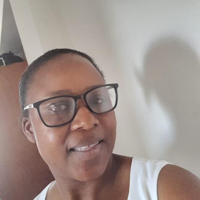 Babysitter in Bellville: Shylet