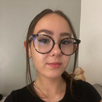 Babysitter in Bourg-en-Bresse: Hanna