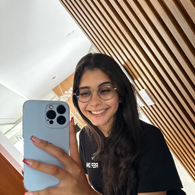 Babysitter in São José dos Campos: Giovanna